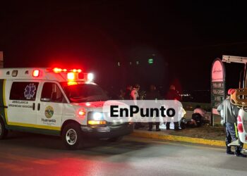 Masculino resulta lesionado tras derrapar su motocicleta en Huamantla. 