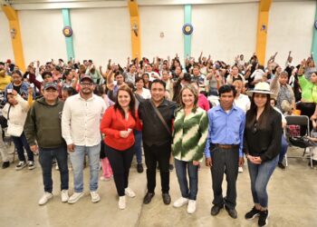 PRESIDENTES DE COMUNIDAD DESTACAN LA INICIATIVA DEL ALCALDE SALVADOR SANTOS CEDILLO PARA FESTEJAR A MADRES