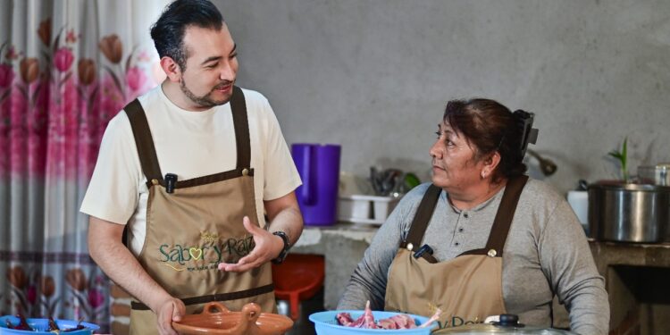 Conejo en adobo es el sabor tradicional que abraza generaciones en Huamantla.