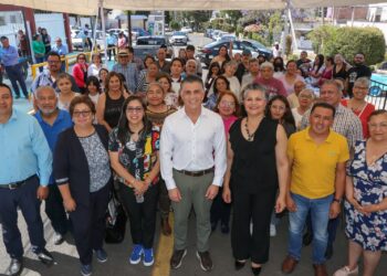 Cumple Alfonso Sánchez compromiso con La Joya y entrega la calle Esmeralda