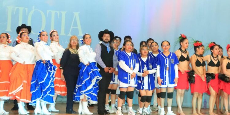 Grupos artísticos UATx celebran Día internacional de la danza con el Festival Itotia “Danzándole a la vida”