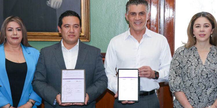 Impulsa Alfonso Sánchez la eficiencia gubernamental con la instalación de la Comisión Municipal de Mejora Regulatoria