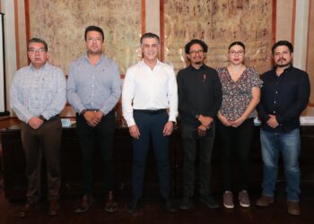 Reafirma Alfonso Sánchez el diálogo con locatarios del Mercado Emilio Sánchez Piedras para impulsar proyecto de renovación