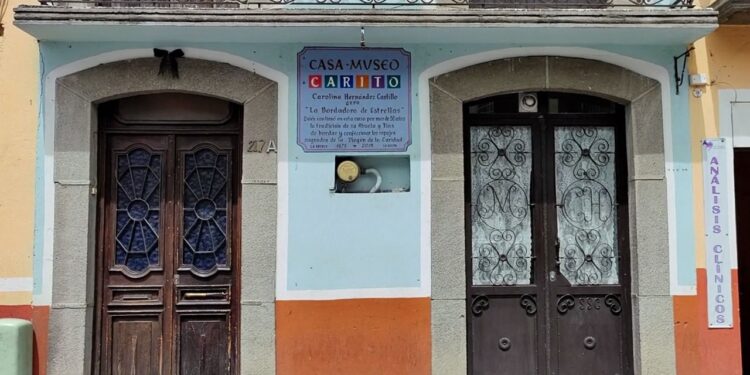 MUSEO “CASA CARITO” DE HUAMANTLA ES UN VIAJE POR LA DEVOCIÓN BORDADA DE ESTE PUEBLO MÁGICO