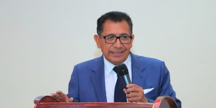 Encabeza Rector de la UATx festejo del “Día de la Madre y del Padre” de afiliados al STEIESET