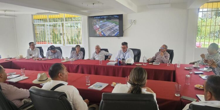 Delegación de Guanajuato conoce modelo de gestión hídrica de la planta de tratamiento de Tlaxcala