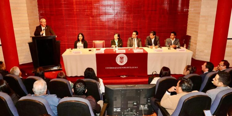 Firman convenio SEPE Y UATX para impulsar programa “atención a necesidades educativas específicas en casa”.