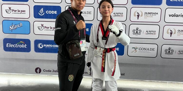 Zoé Valencia, la más joven de su categoría, conquista bronce en taekwondo