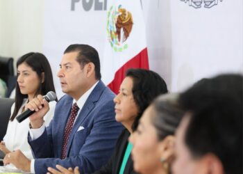 Gobierno de Puebla respalda postura diplomática de presidenta Sheinbaum en favor de derechos de migrantes