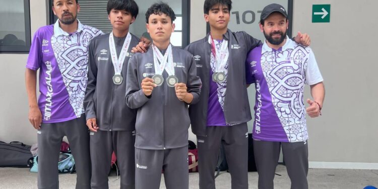 Tlaxcala gana su segunda medalla en squash, ahora modalidad dobles