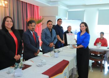 Concluyen su estancia en la UATx estudiantes de Argentina, Colombia y Guerrero