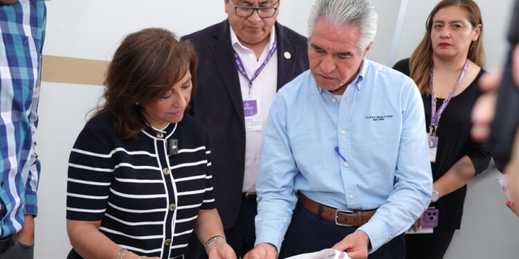 Supervisa gobernadora avances de nuevos edificios de instituciones educativas en la capital