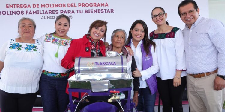 Entrega gobernadora “molinos familiares para tu bienestar 2025”
