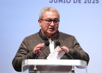 Abandera gobernadora delegación tlaxcalteca de juegos deportivos nacionales escolares 2025
