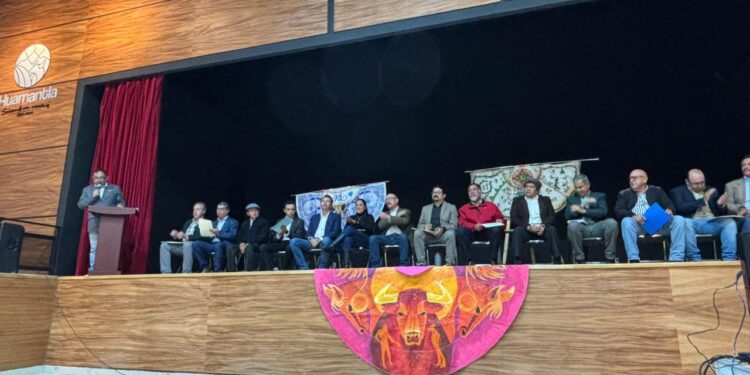 Se lleva a cabo segundoForo Popular”El Toro de Lidia en las luces y en la calle”