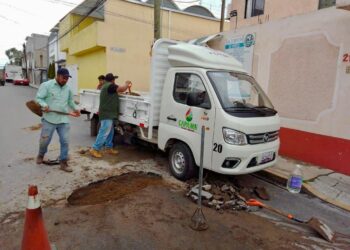 Atiende CAPAMH reportes de socavones en diversas calles de Huamantla