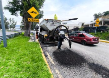 El Ayuntamiento de Tlaxcala intensifica labores de bacheo en principales vialidades de la capital