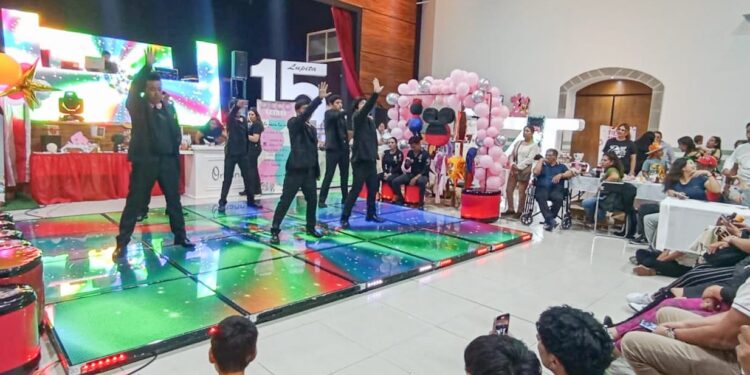 CON GRAN ÉXITO Y ENTUSIASMO SE LLEVÓ A CABO LA “EXPO FIESTA 2025” ORGANIZADA POR EL AYUNTAMIENTO DE HUAMANTLA