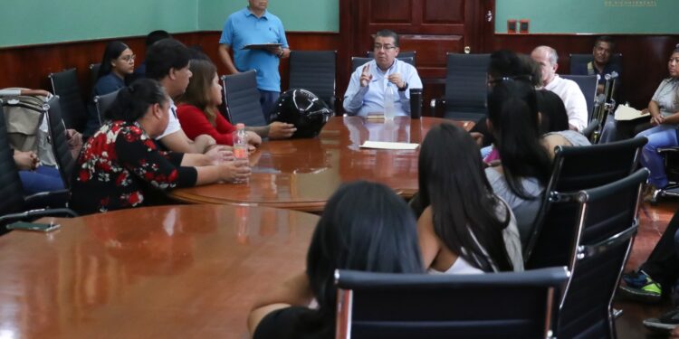 Ayuntamiento de Tlaxcala avanza en acuerdos para la reubicación de comercio semifijo en la Plaza Xicohténcatl