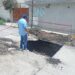 La Comisión de Agua Potable y Alcantarillado del Municipio de Huamantla (CAPAMH) realiza maniobras de reparación en la comunidad de San Sebastián.