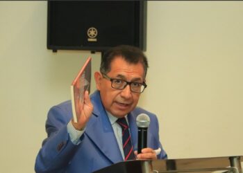 Inaugura Rector de la UATx 𝐒𝐞𝐦𝐢𝐧𝐚𝐫𝐢𝐨 𝐝𝐞 𝐅𝐨𝐫𝐦𝐚𝐜𝐢𝐨́𝐧 𝐩𝐚𝐫𝐚 𝐂𝐨𝐨𝐫𝐝𝐢𝐧𝐚𝐝𝐨𝐫𝐞𝐬 𝐝𝐞 𝐏𝐫𝐨𝐠𝐫𝐚𝐦𝐚𝐬 𝐀𝐜𝐚𝐝𝐞́𝐦𝐢𝐜𝐨𝐬