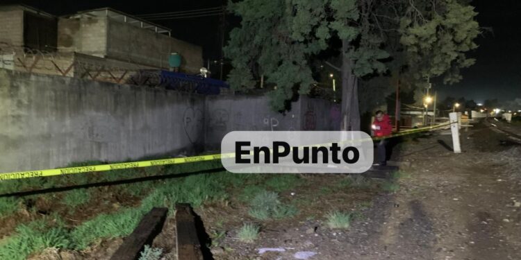 Ubican a hombre sin vida junto a las vias del tren en Apizaco.