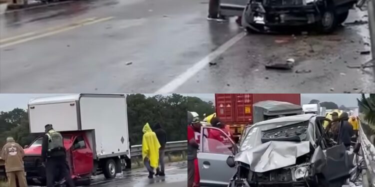 Tras más de 5 horas reabren la circulación en la Perote – Amozoc, entre Huamantla y Puebla.