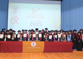 La UATx entrega a la sociedad nuevos profesionistas en áreas clave del desarrollo humano