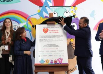 Gobernadora Lorena Cuéllar inaugura primera guardería empresarial del país en CIX I en Tetla