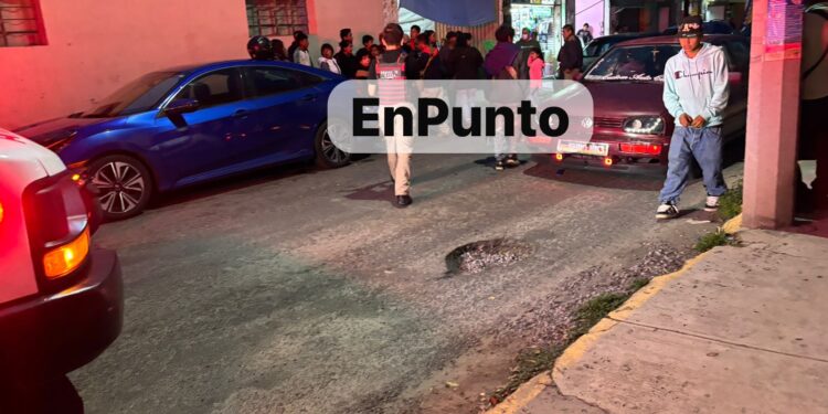 Mujer resulta lesionada en 4ccid3nt3 automovilístico en Huamantla.