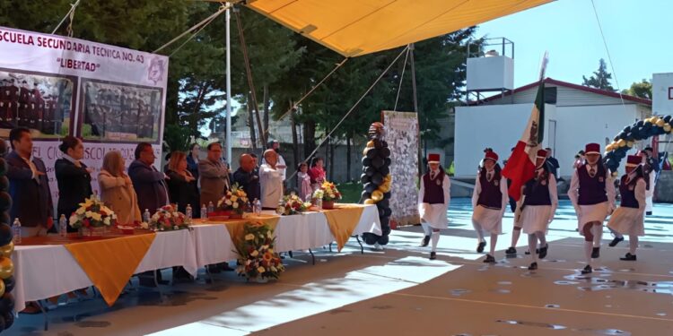 Realiza Escuela Secundaria Técnica 43 “Libertad” su clausura del ciclo escolar.