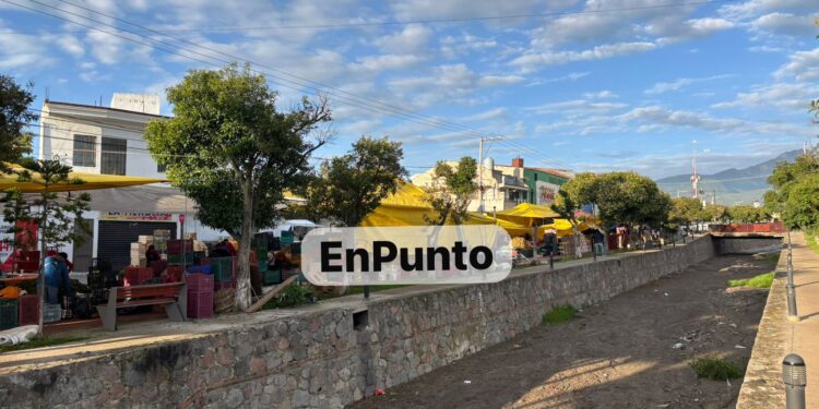 Hoy inicia reubicación del tianguis semanal en Huamantla.