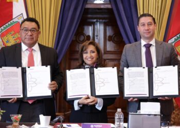 Modernización notarial en Tlaxcala; firman acuerdo para usar plataforma cero papel y mejorar los servicios