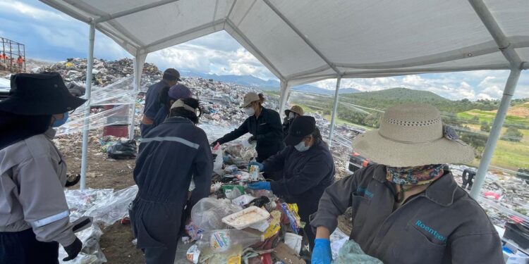 SMA y UAM realizan estudios técnicos en el relleno sanitario de atlangatepec