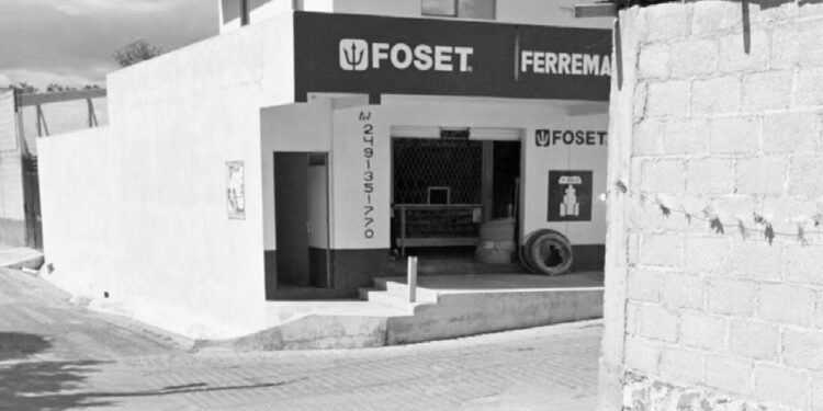 M4t4n a otro hombre a b4l4z0s en Tequexquitla