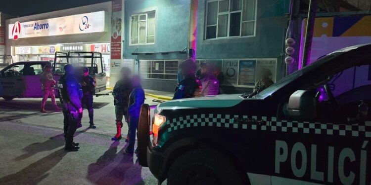 ATIENDE POLICÍA MUNICIPAL DE TLAXCALA DOS PERCANCES VIALES SIN PERSONAS LESIONADAS