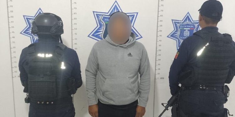 🛑 Posible extracción ilegal de material en zona federal es detenida por autoridades municipales