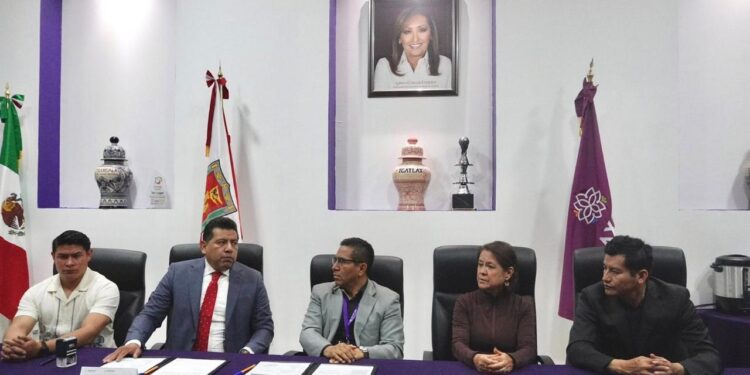 ICATLAX y FOMTLAX fortalecen capacitación y emprendimiento en el estado