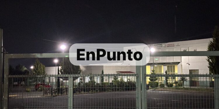 Familiares de Hugo N., denuncian falta de atención en el Hospital IMSS Bienestar de Huamantla.