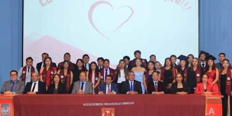 Concluye su formación nueva generación de abogados en la UATx