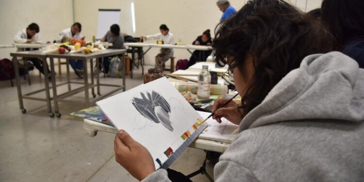 Secretaría de cultura anuncia ampliación de convocatoria para premios de artes visuales Tlaxcala 2025