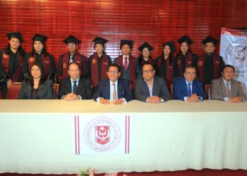 Avanza la UATx en su misión con el egreso de nuevos profesionistas en Administración y Psicología