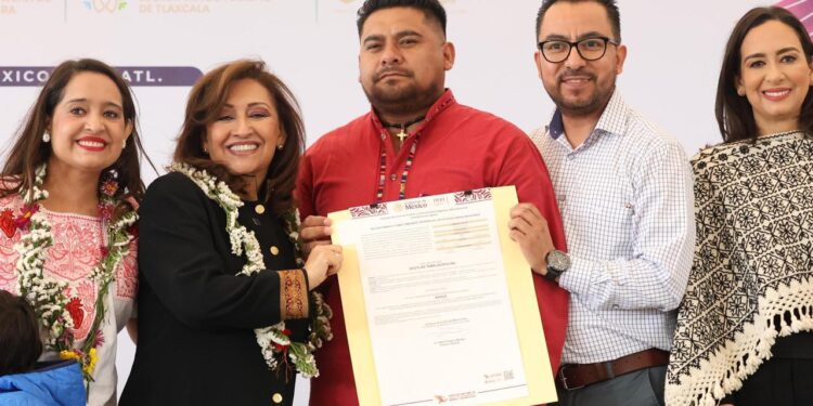 Tlaxcala honra a los pueblos indígenas con reconocimiento a su riqueza cultural y justicia