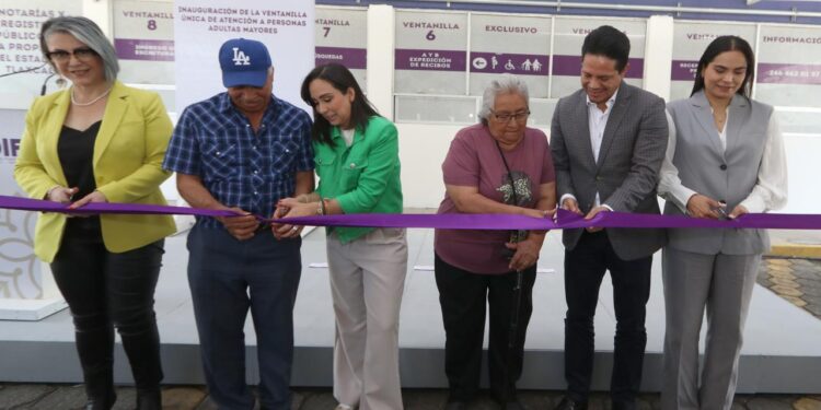 Abren ventanillas únicas para dar atención ágil a personas mayores en dependencias