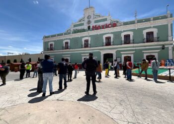 En tiempo y forma se evacuó en tiempo establecido el segundo simulacro nacional en la explanada del municipio de Huamantla.