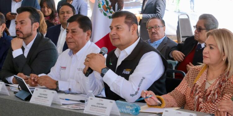 Con transparencia histórica y presupuesto eficiente, Gobierno de Puebla continúa con pavimentación y rehabilitación de carreteras