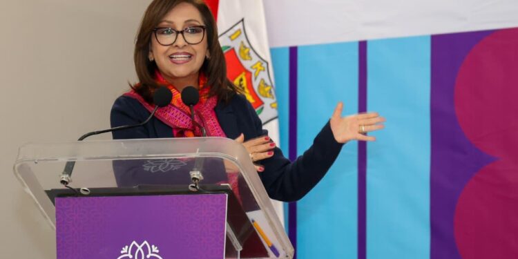 DATATHON 2025: impulsan el empoderamiento de las mujeres con el uso de la tecnología