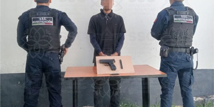 Detiene SSC a un sujeto por portación de réplica de arma de fuego