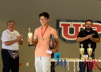 Estudiante de CECyTE Tlaxcala representa a México en el campeonato mundial de ajedrez sub-18, en Albania