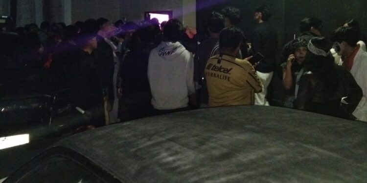 Seguridad Pública y Protección Civil clausuran fiesta clandestina en Huamantla